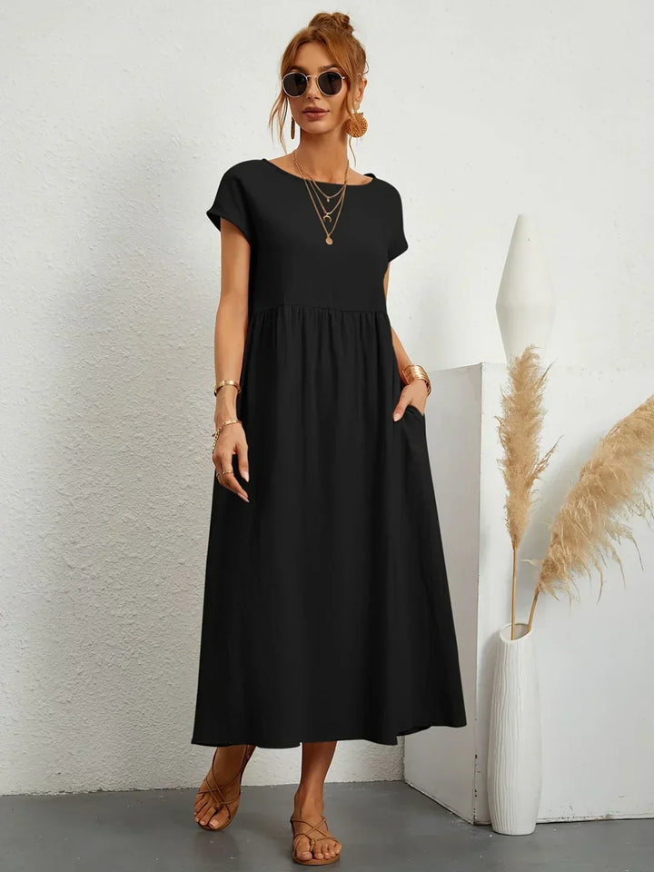 Lora | A midi dress with timeless elegance