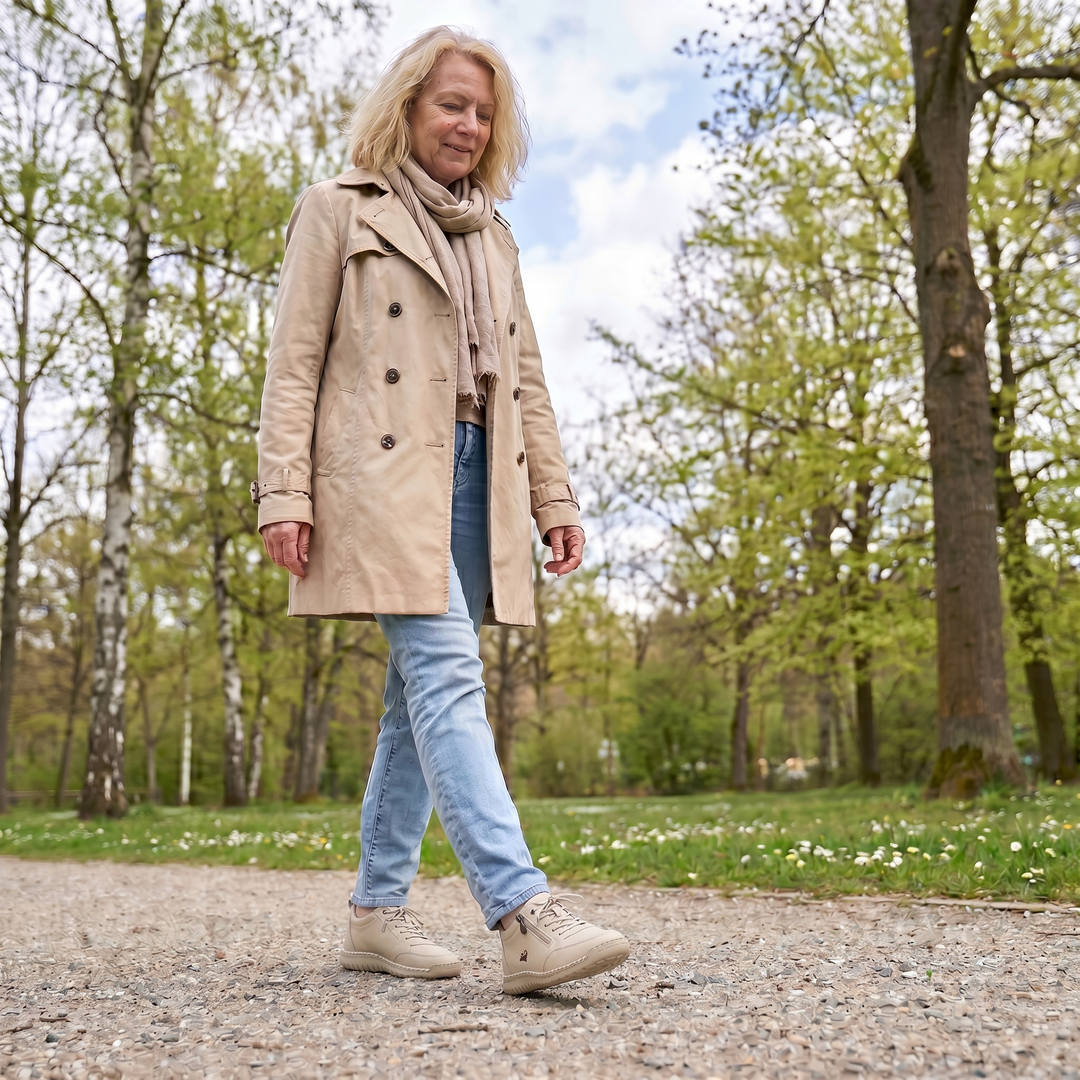 Mila – Comfortable Sneakers with Zipper