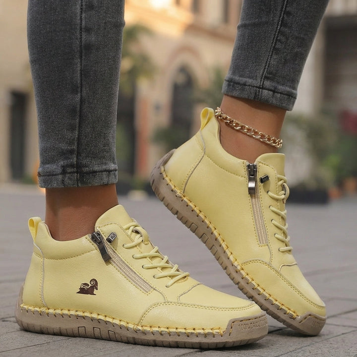 Mila – Comfortable Sneakers with Zipper